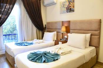 Deluxe Double Room1