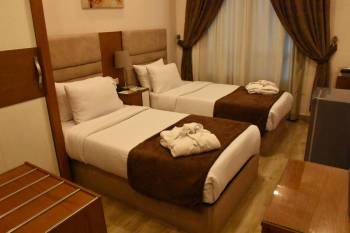 Deluxe Double Room2
